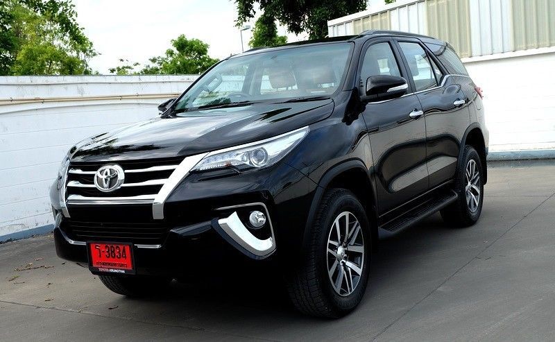 TOYOTA FORTUNER 2015 GENUINE BLACK NET CARGO TAILGATE