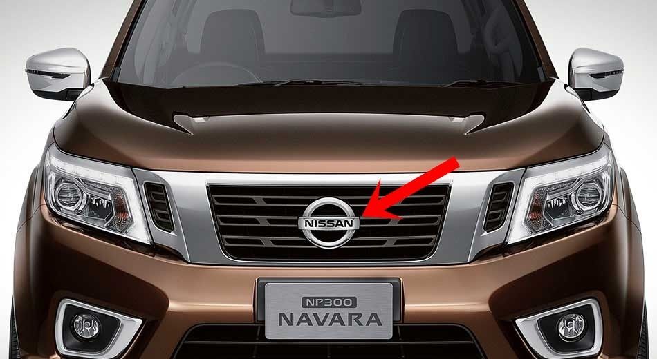1X OEM FRONT GRILLE BLACK LOGO EMBLEM FOR NAVARA NP300 D23 M/C 2022