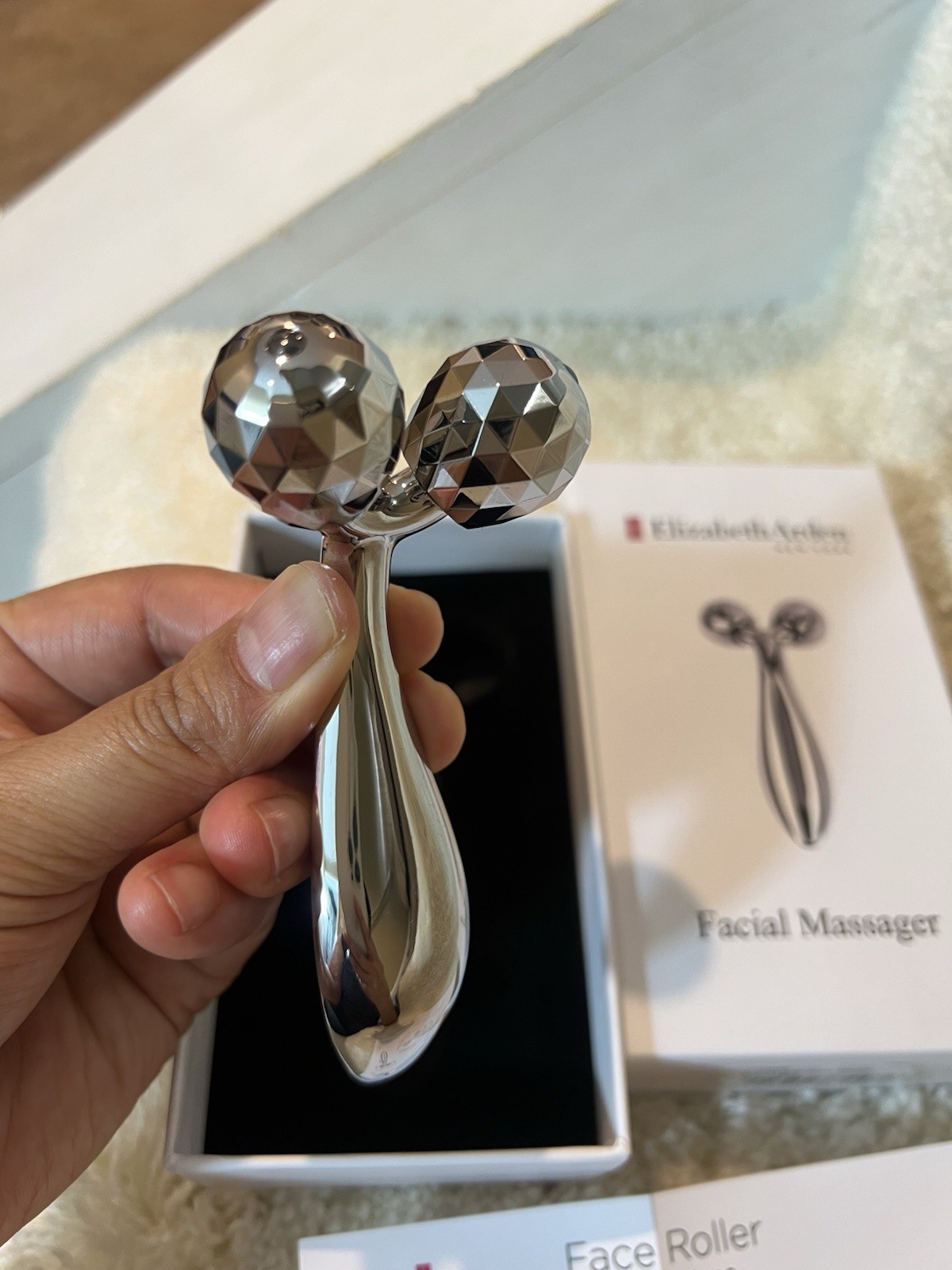 Elizabeth Arden Facial Roller Massager New With Box